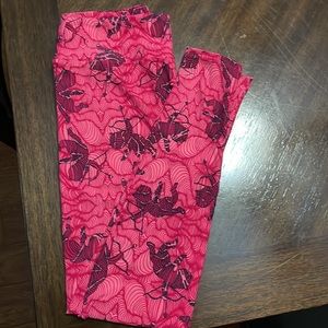 New Lularoe Valentine Leggings OS